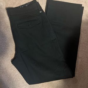 Black Lee no gap waistband. Platinum Label